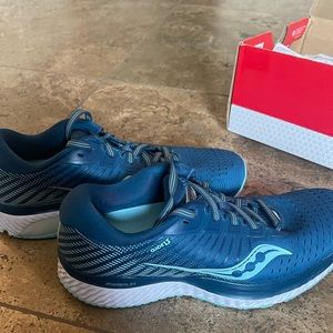 Saucony Guide 13, size 8
